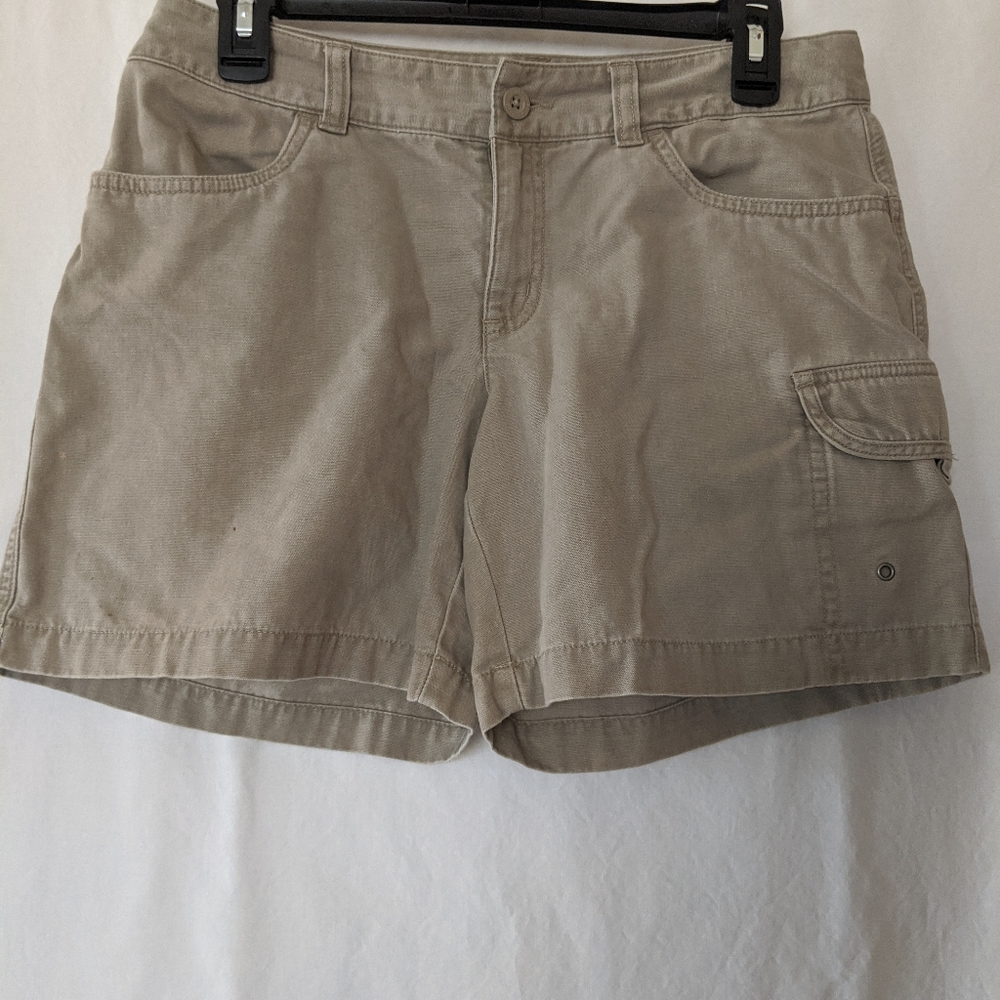 Women's North Face Shorts Size 6
